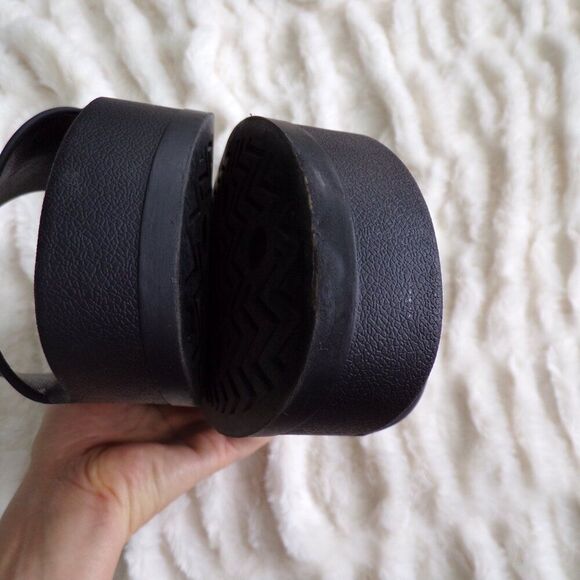 Levi's platform slides 9.5 - Picture 7 of 8